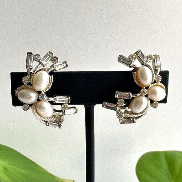 Vintage Kramer Clip-On Earrings W/ Rhinestones & Faux Pearls Gold-Tone Ear Climb - Picture 1 of 8